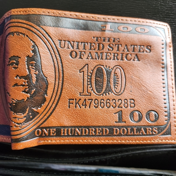 Unique $100 Dollar Bill Leather Wallet 😍💲🤑 - Picture 3 of 11